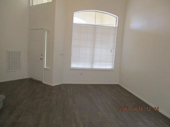 2nd image of 5041 Monte Del Sol Ln