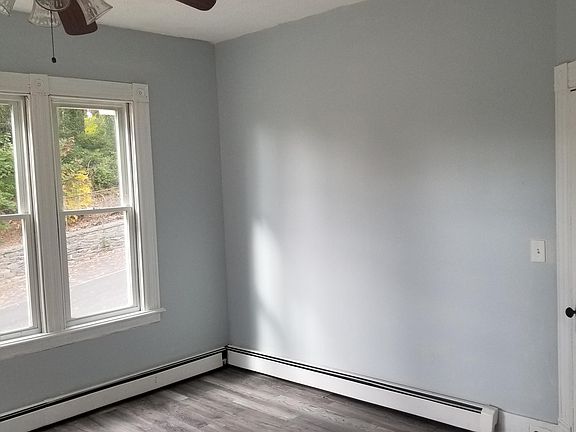 4th image of 22 N Park St Unit 2