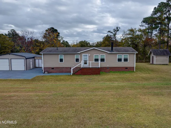 350 Lea Drive, Hampstead, NC 28443