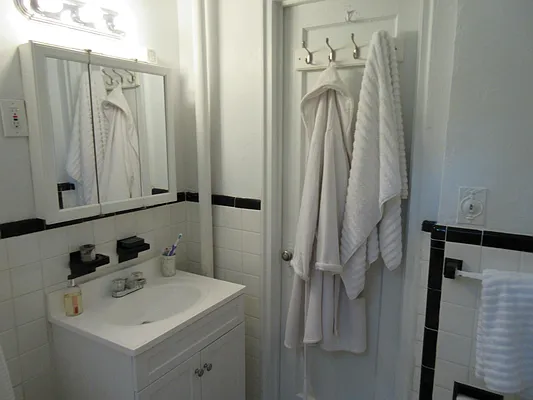 Rented by Keller Williams NYC | media 6