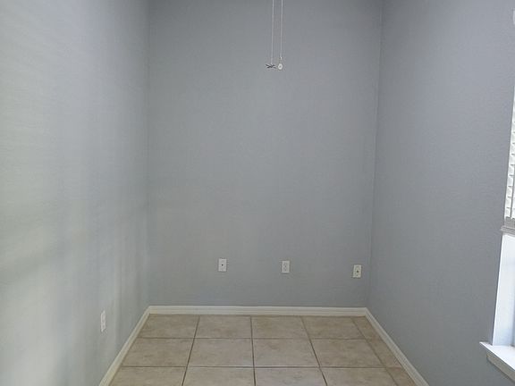 4th image of 9737 Meadow Field Cir