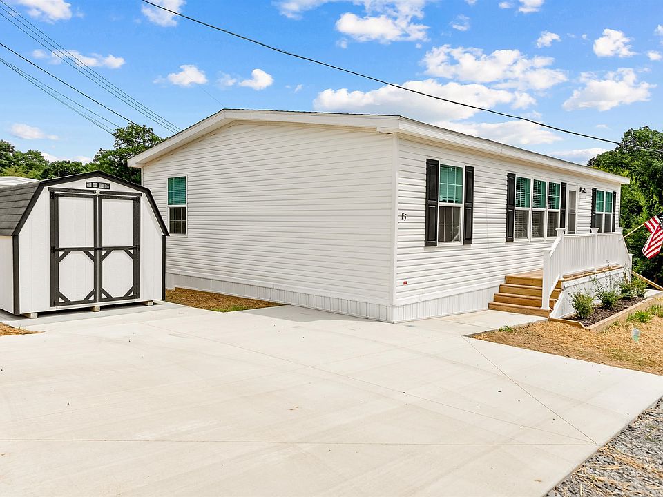 Exterior Image-12-COLONY F5 Center Manor