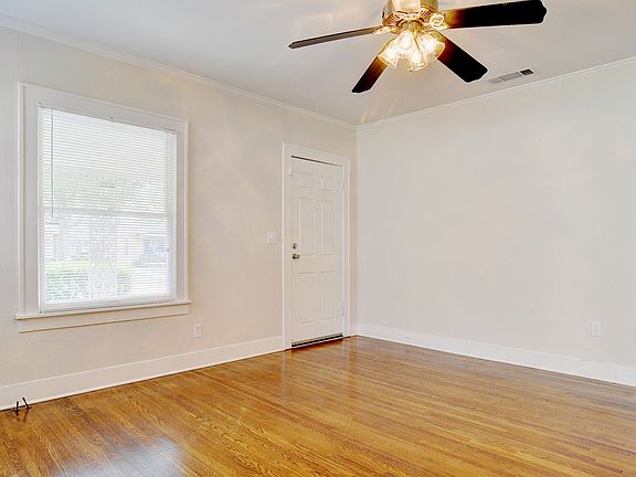 5th image of 3240 Rogers Ave