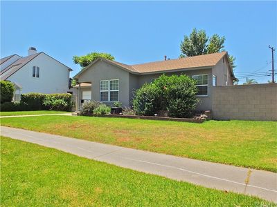 11121 Essex Dr, Los Alamitos, CA, 90720