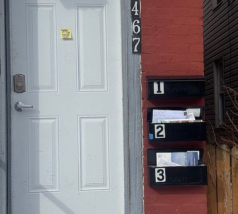 5th image of 467 N Evans St APT 2