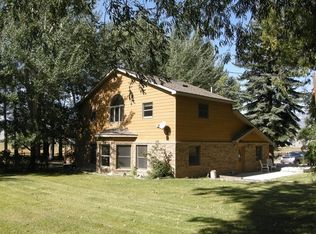 745 Southfork Rd, Cody, WY 82414