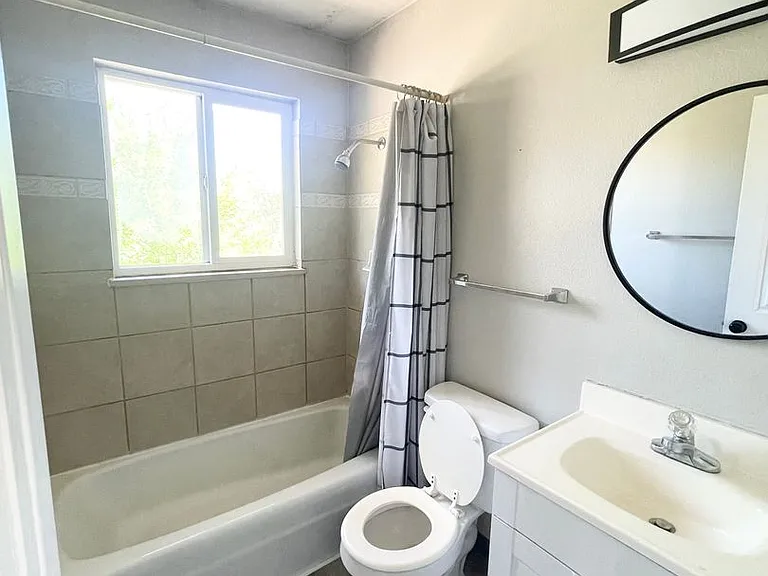 4413 Forrest Hill Rd — Photo 43