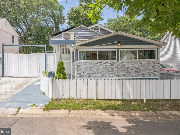 1009 Jansen Ave, Capitol Heights, MD 20743