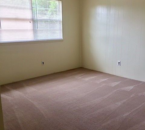 4th image of 132 Christa Dr
