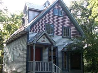 1321 Avenue N, Huntsville, TX 77340