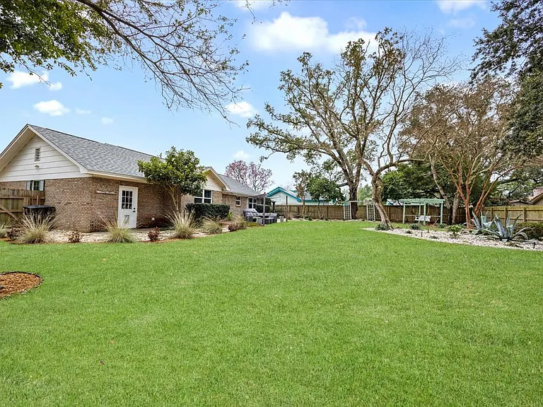 4095 Gaugin St — Photo 18