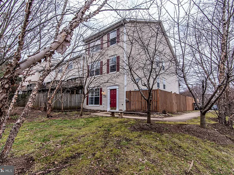 7700 Duneiden Ln — Photo 38