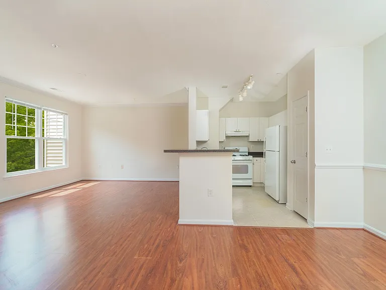 11391 Aristotle Dr #214 — Photo 4