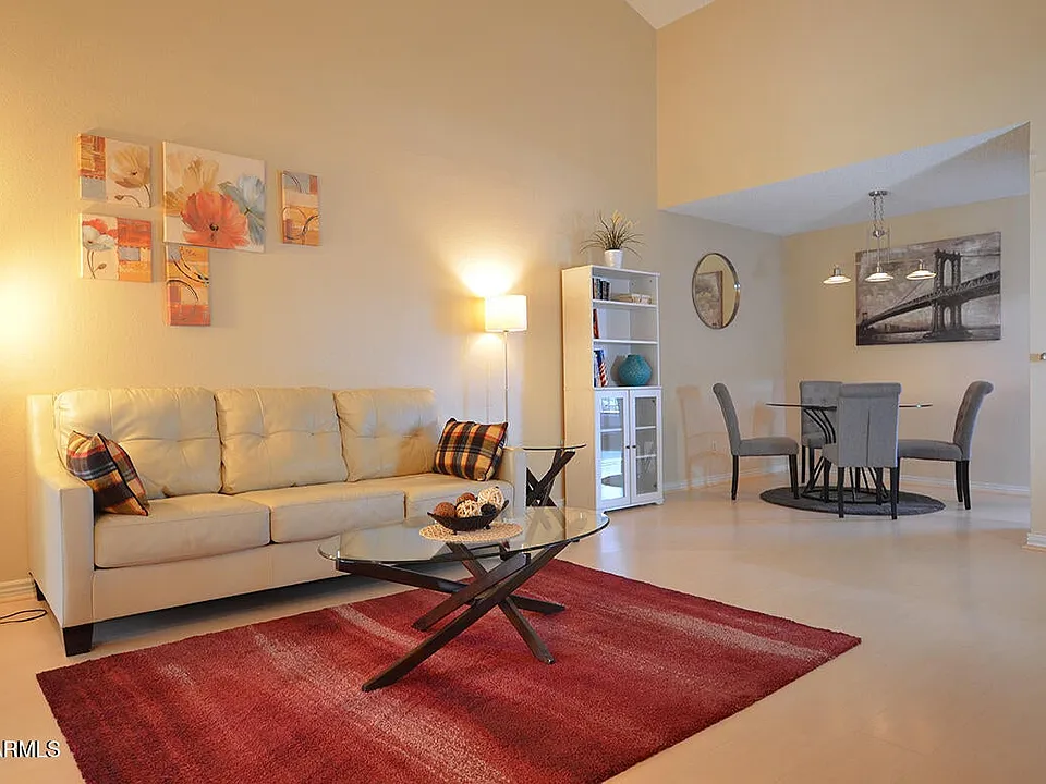 9550 N 94th Pl #221-221-221