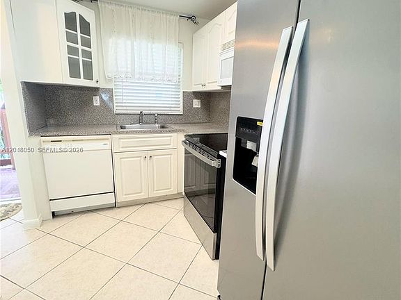 3rd image of 9660 Sunrise Lakes Blvd APT 202