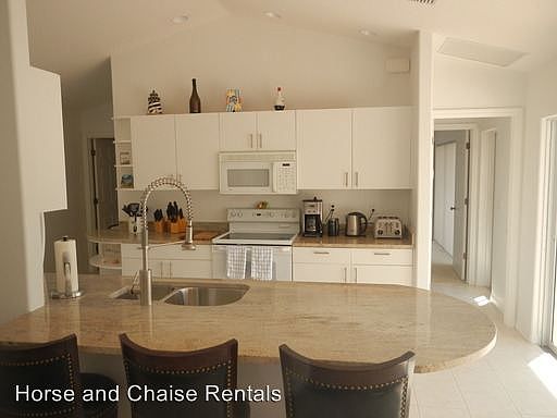 2nd image of 1263 Harbor Town Way Unit 2