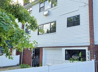 257-05 148th Rd, Rosedale, NY 11422