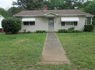 128 River Dr, Gaffney, SC 29340