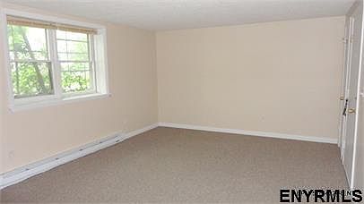 2nd image of 35 Parkwood St