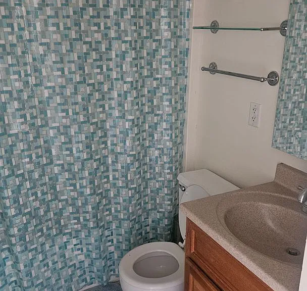 905 E Swallow Rd #4 — Photo 9