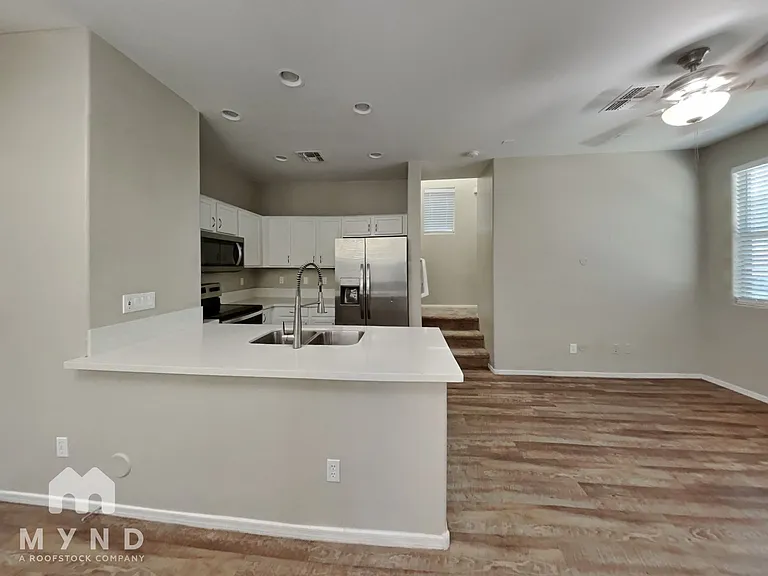 451 S Hawes Rd #12 — Photo 5