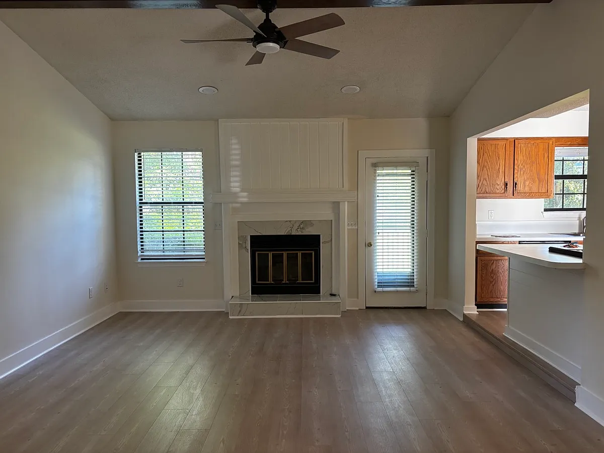 Building Photo - 520 Juniper Ave