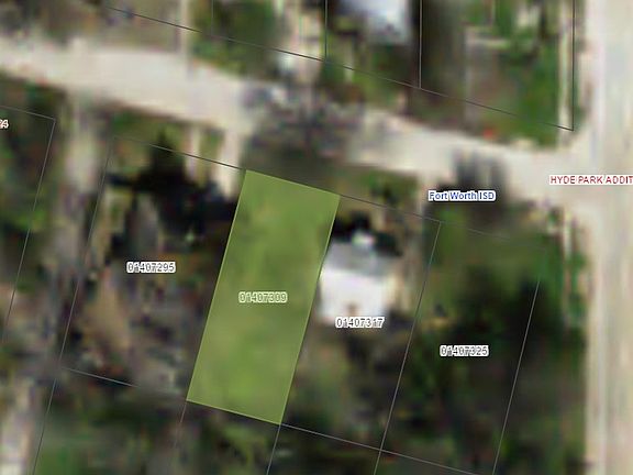 3rd image of 704 E Baltimore Ave