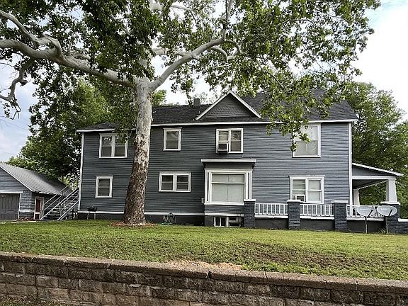 3rd image of 505 N 4th St