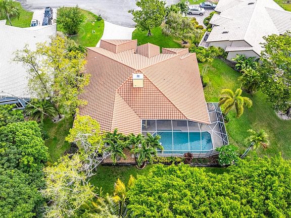 5th image of 6020 NW 61st Street