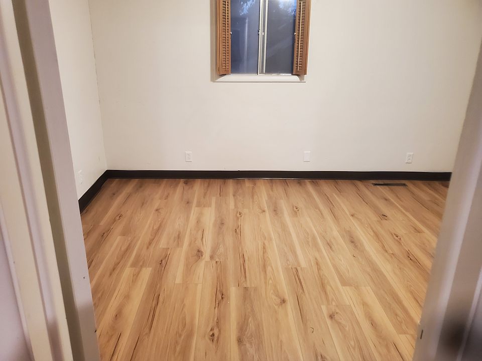 1st image of 731 Yakima Ave