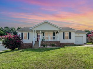 1335 Chucker Dr, Clarksville, TN 37042