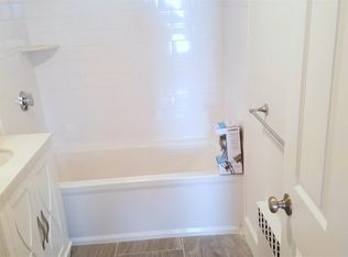 229 Main St APT 3, Winthrop, MA 02152