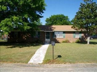 16 Nova St, Kinsey, AL 36303