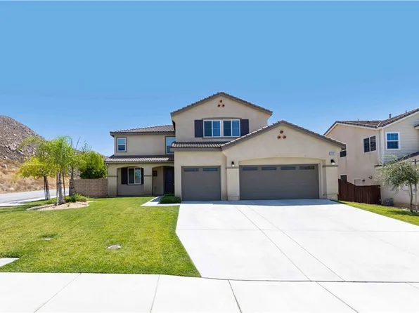 30187 Pine Needle Rd, Menifee, CA 92585