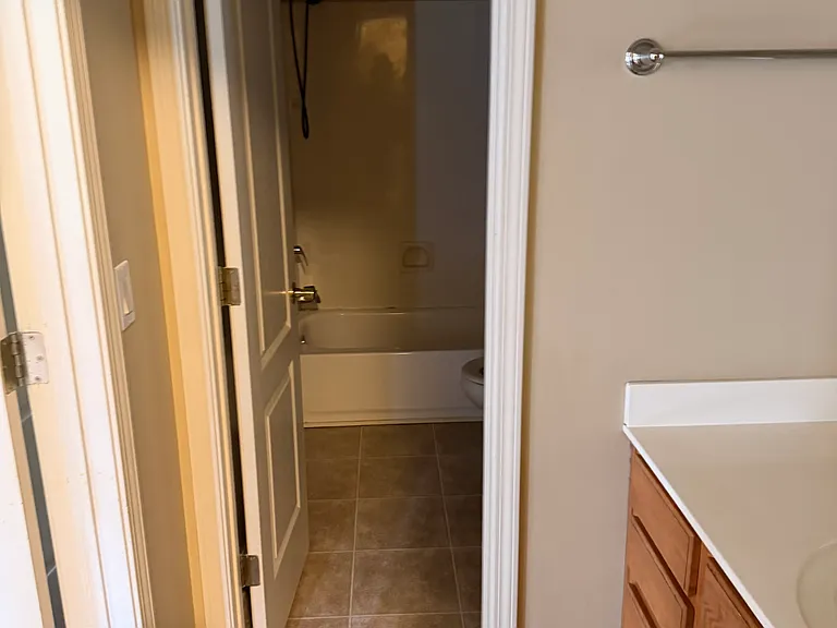 1384 Marhill Cv — Photo 6