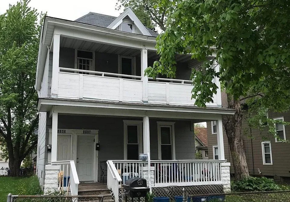 1169 Reaney Ave