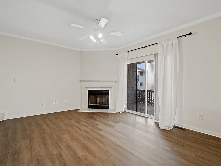 3224 Shore Dr — Photo 22