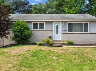 848 Teson Rd, Hazelwood, MO 63042