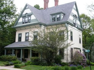 49 Grove St APT 5, Newton, MA 02466