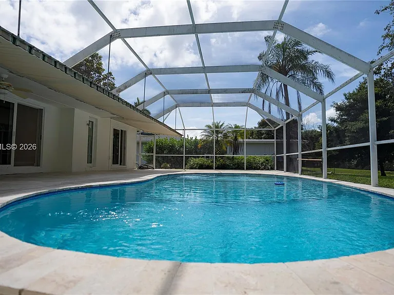 15340 SW 85th Ave — Photo 48