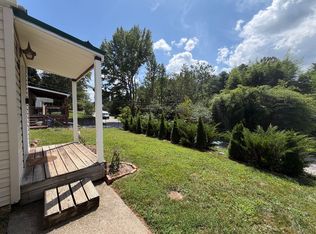 33 Huffman Rd, Asheville, NC 28806
