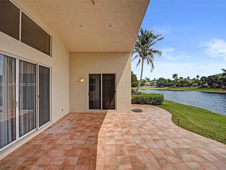 10800 Haydn Dr — Photo 19