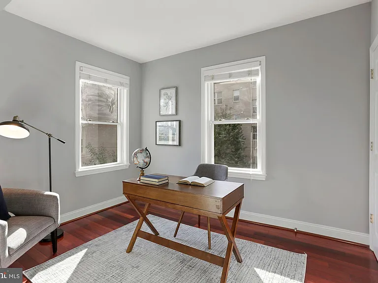 215 T St NE — Photo 17