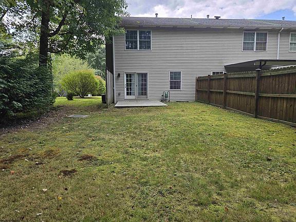 5th image of 1001 Fair Oaks Dr