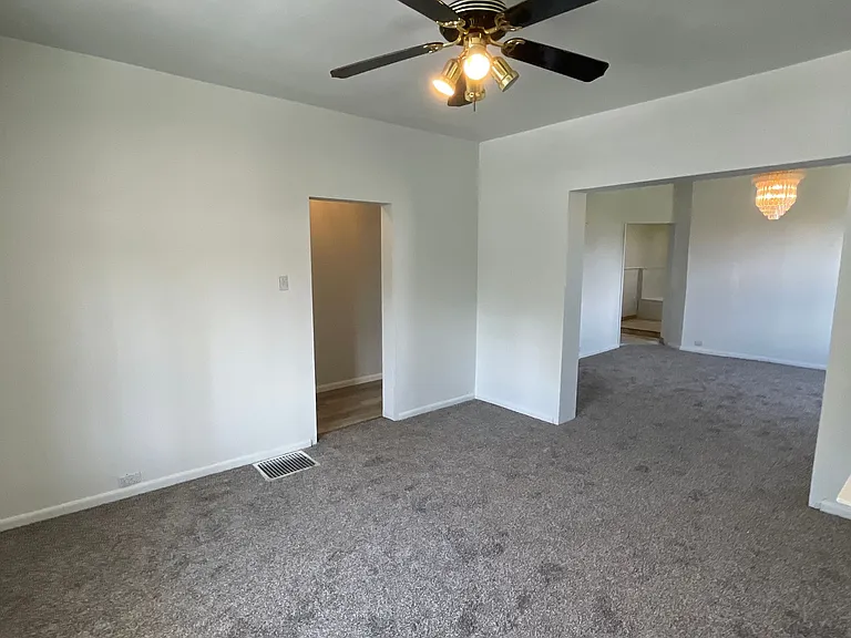 1367 Montezuma St — Photo 10
