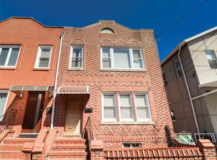 7949 69th Ave, Middle Village, NY 11379