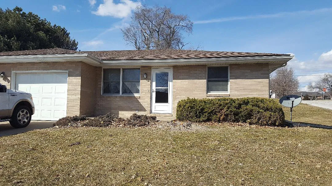 2 bed, 950 sqft, $1,150 — Photo 1