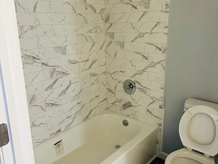 8029 Cedar Glen Dr — Photo 20