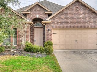 609 Pedernales St, Webster, TX 77598