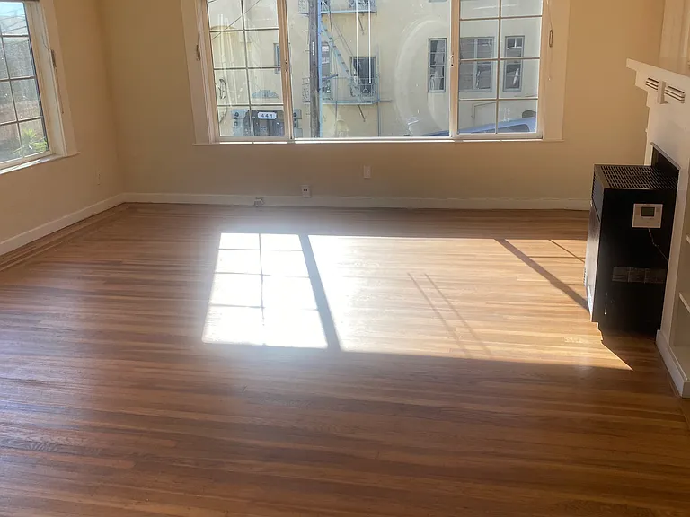 442 Merritt Ave #1 — Photo 6